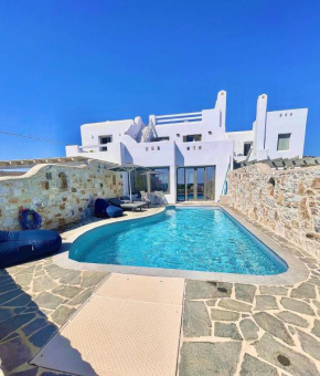 VillaNaxosGR - More than a Naxian beach house